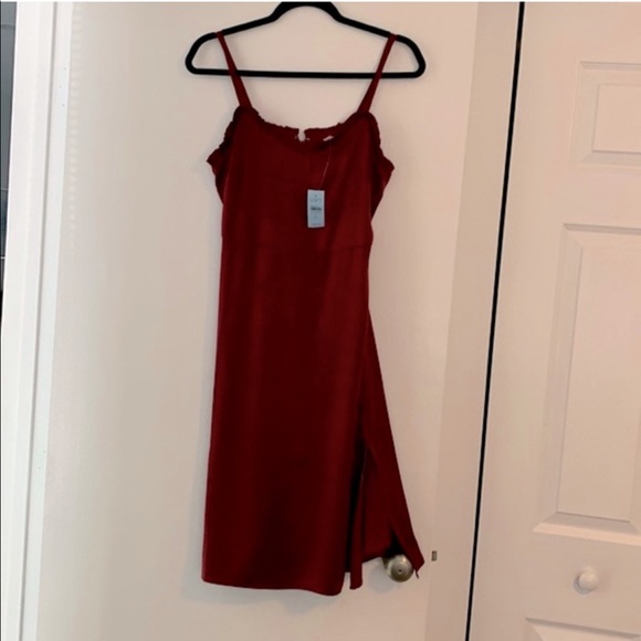 Loft strappy satin dress - Picture 2 of 5